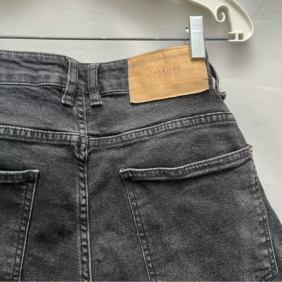 Zara Man - size 31 - black denim shorts - 99% cotton - lightly faded - Picture 3 of 5
